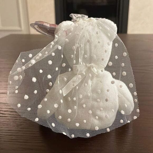 Ty Beanie Baby Mrs. 2001 Bride Beanie Baby with Silver in Fur Excellent NWT - Picture 3 of 8